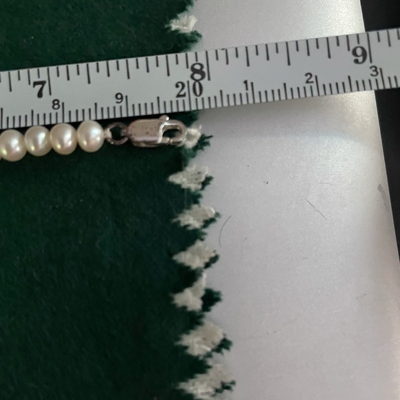 Pearl bracelet and earrings - Picture 3 of 4